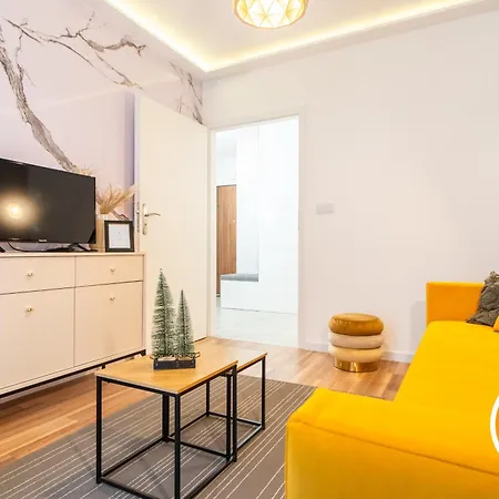 Apartamentysnu, Wola Komfort Iv Z Parkingiem * Warszawa