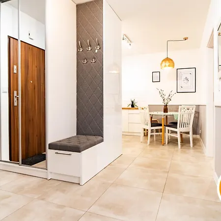 Apartment Apartamentysnu, Wola Komfort Iv Z Parkingiem Warsaw