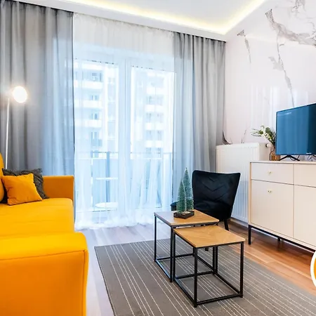 Apartamentysnu, Wola Komfort Iv Z Parkingiem アパート *